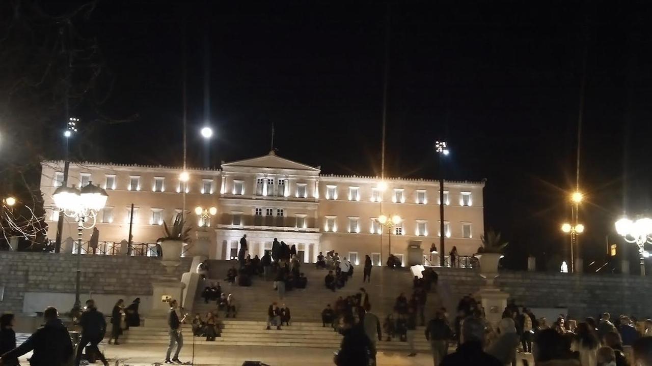 Parthenon And Syntagma Square View Apartment Ateny Zewnętrze zdjęcie