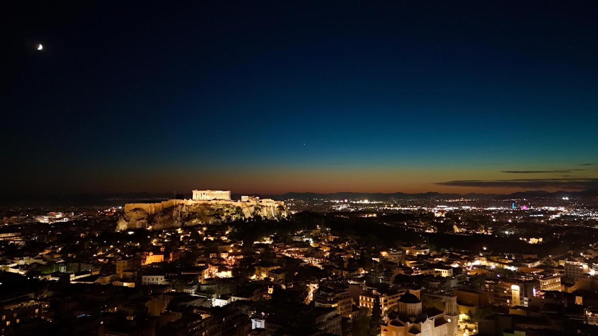 Parthenon And Syntagma Square View Apartment Ateny Zewnętrze zdjęcie